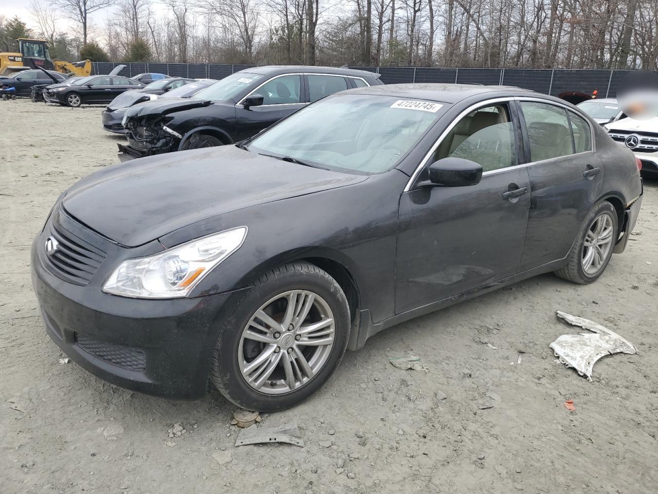 2011 INFINITI G37