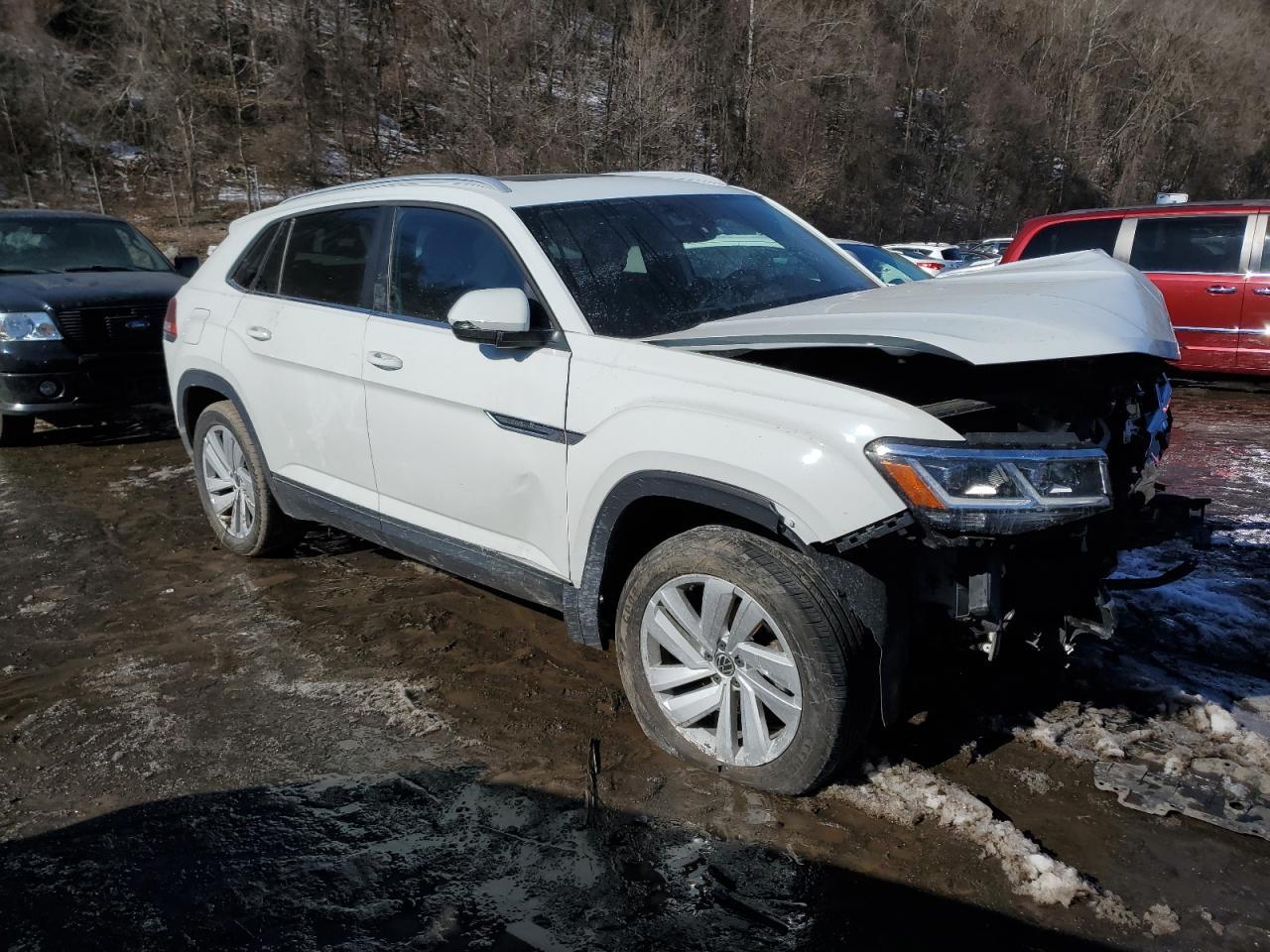 2022 VOLKSWAGEN ATLAS CROS - Image 4