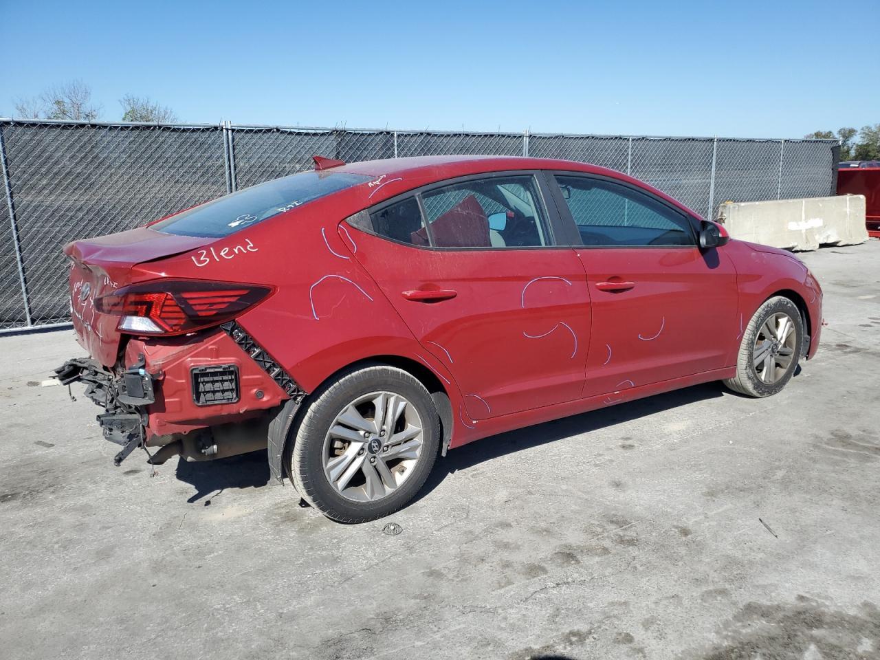 2019 HYUNDAI ELANTRA SE - Фото 3