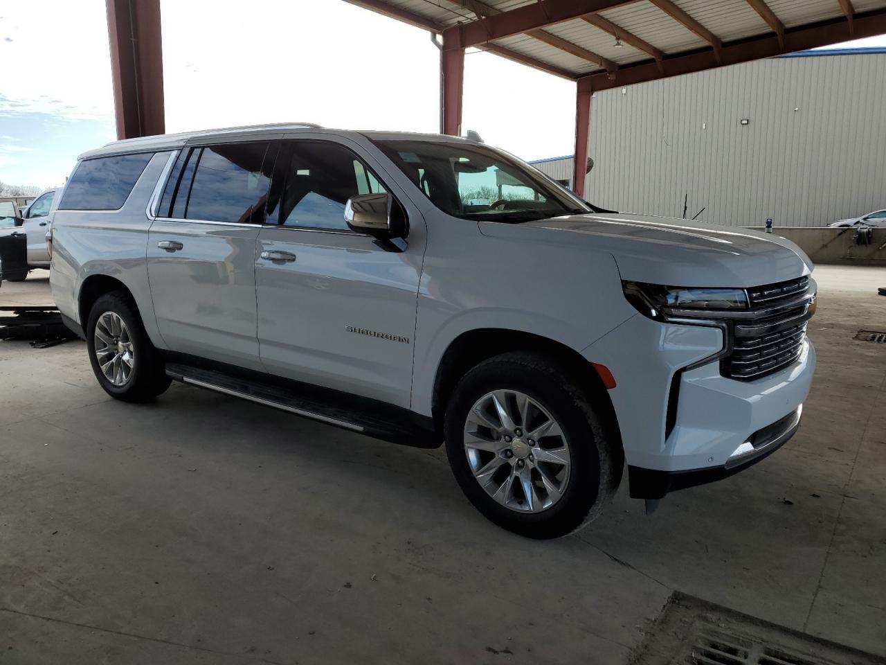 2023 CHEVROLET SUBURBAN C - Фото 4