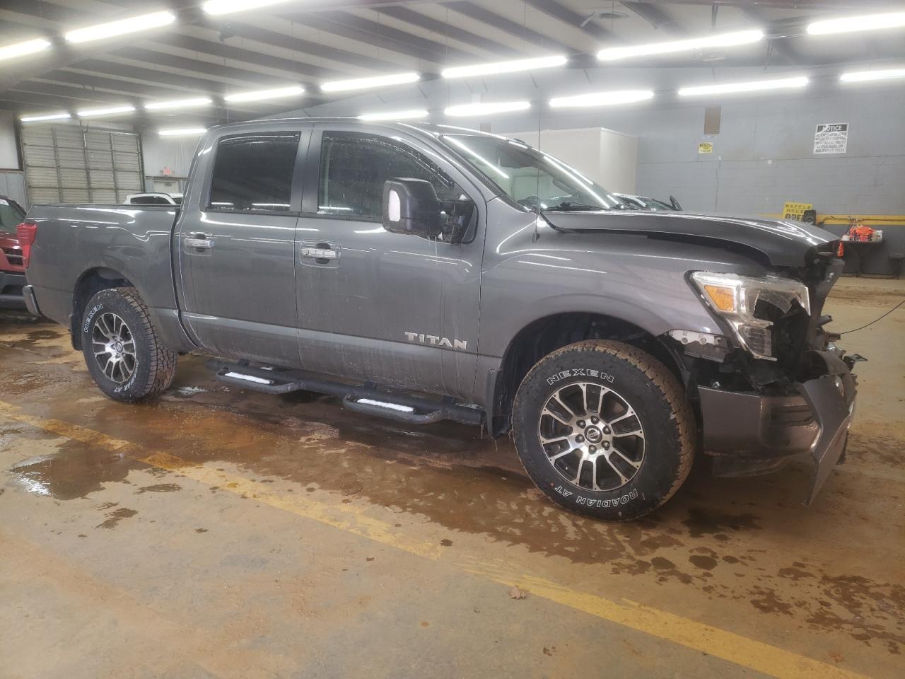 2021 NISSAN TITAN SV - Image 4