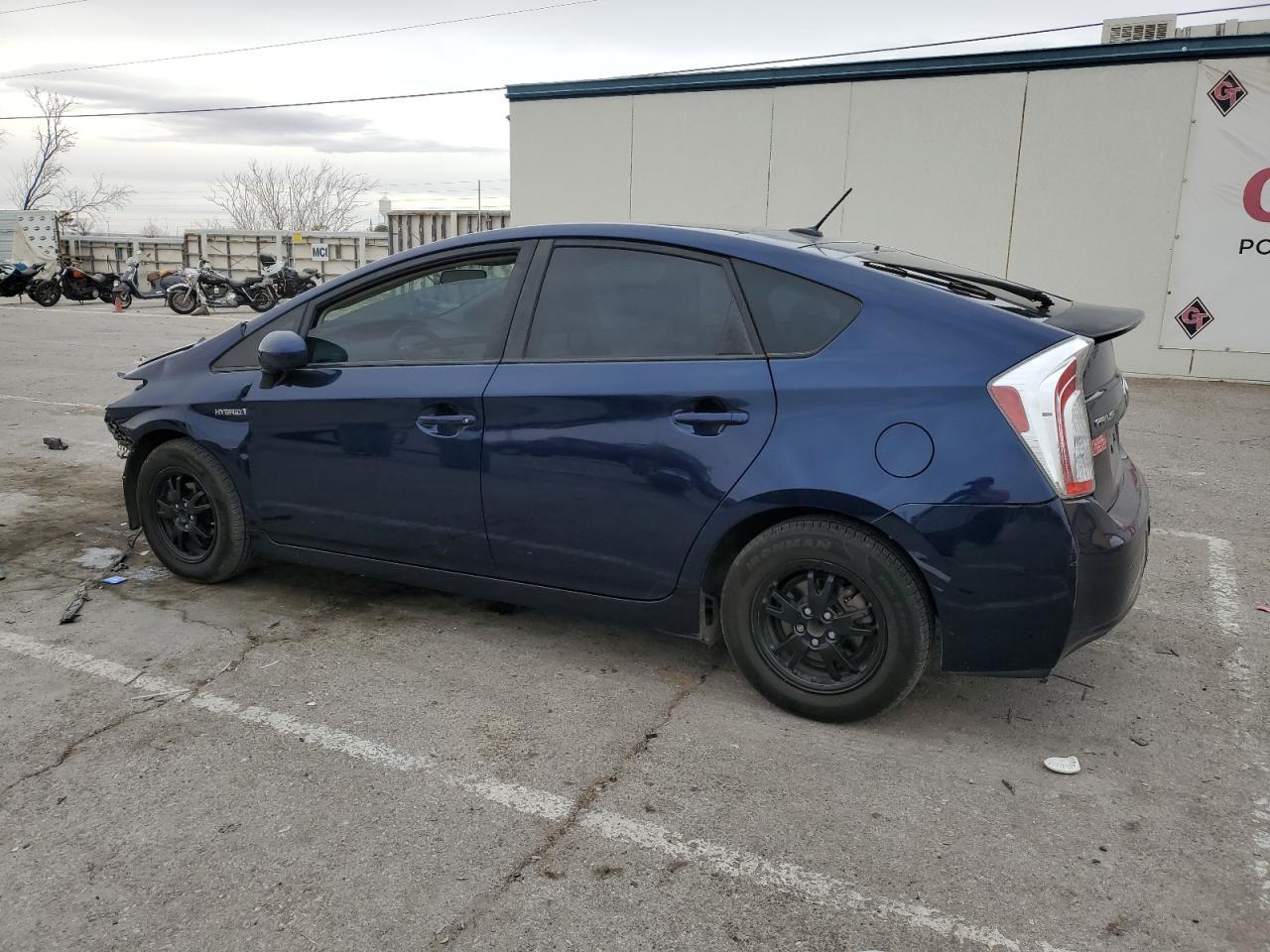 2013 TOYOTA PRIUS - Image 2