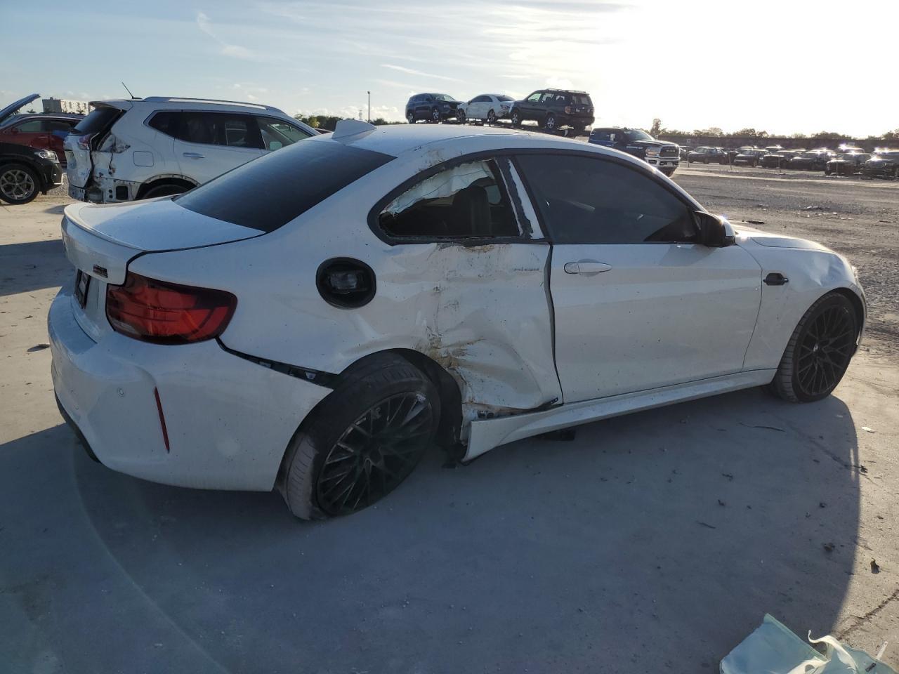 2021 BMW M2 COMPETI - Фото 3