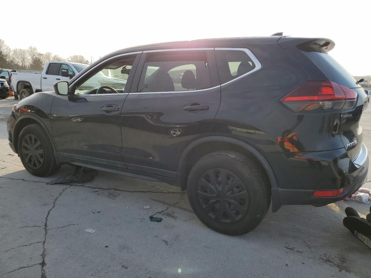 2018 NISSAN ROGUE S - Image 2