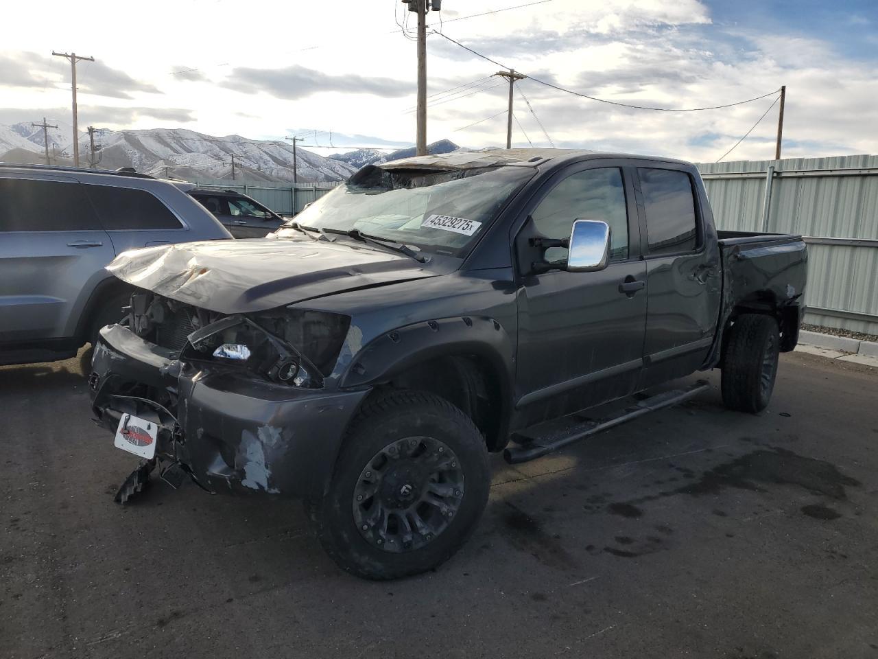 2013 NISSAN TITAN S