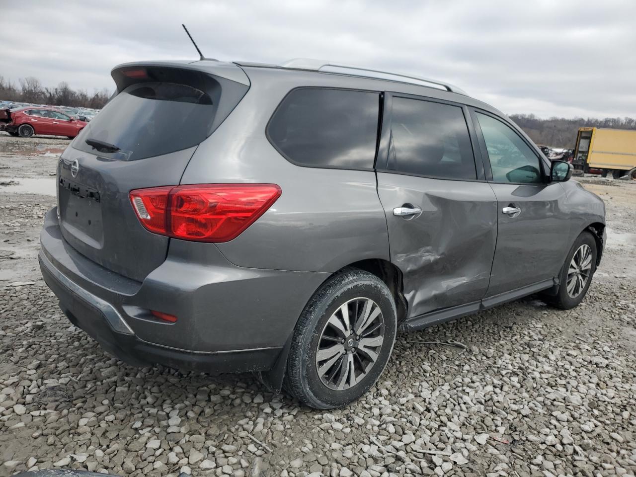 2017 NISSAN PATHFINDER - Image 3