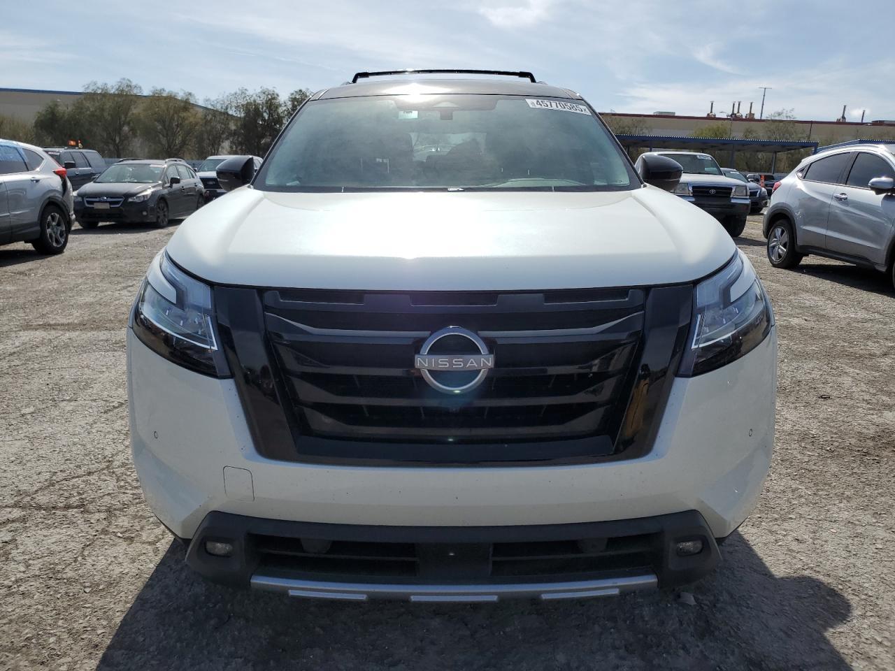 2023 NISSAN PATHFINDER - Фото 5