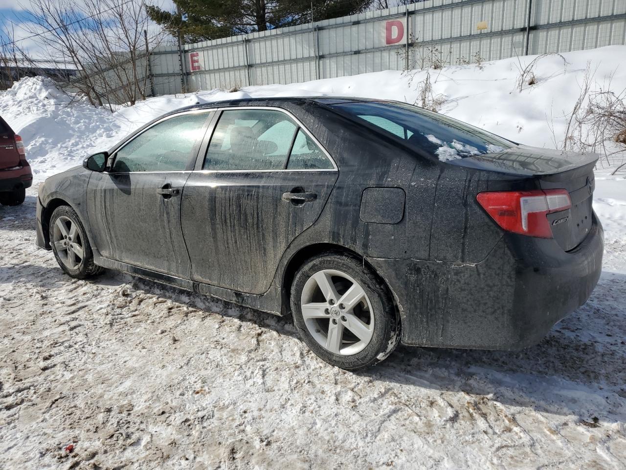 2014 TOYOTA CAMRY L - Фото 2