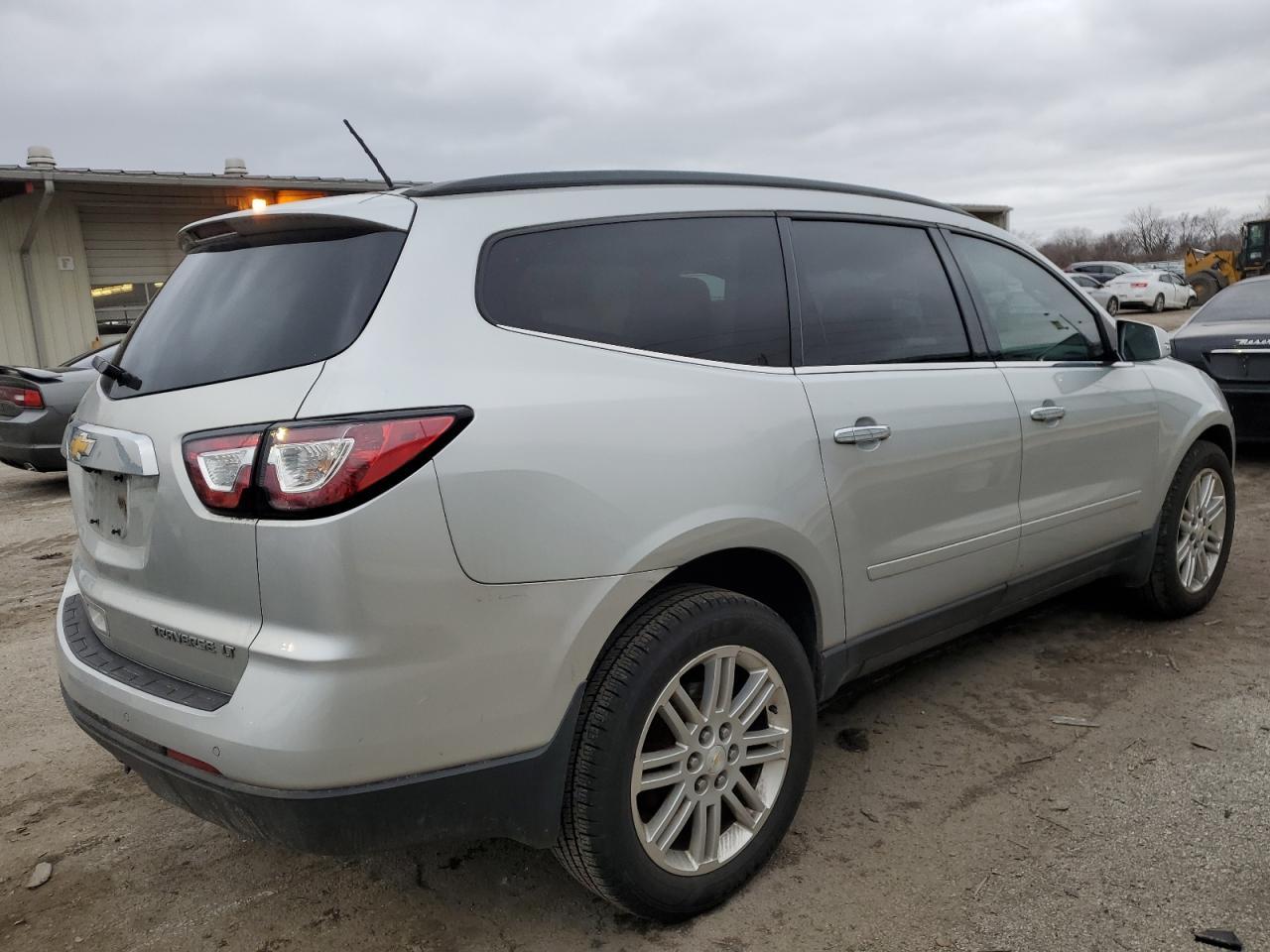 2014 CHEVROLET TRAVERSE L - Image 3