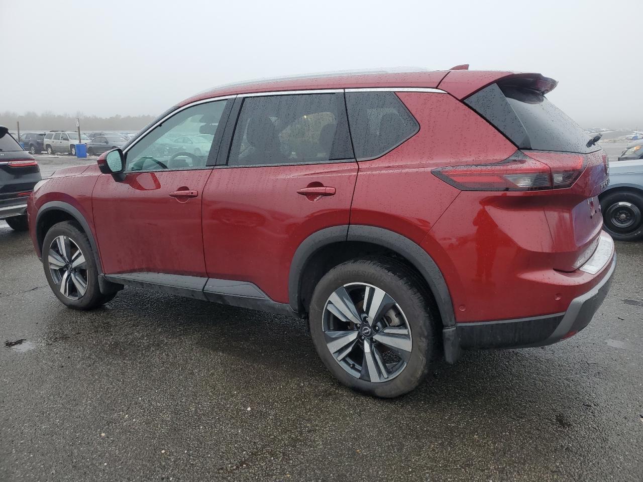 2024 NISSAN ROGUE SL - Image 2