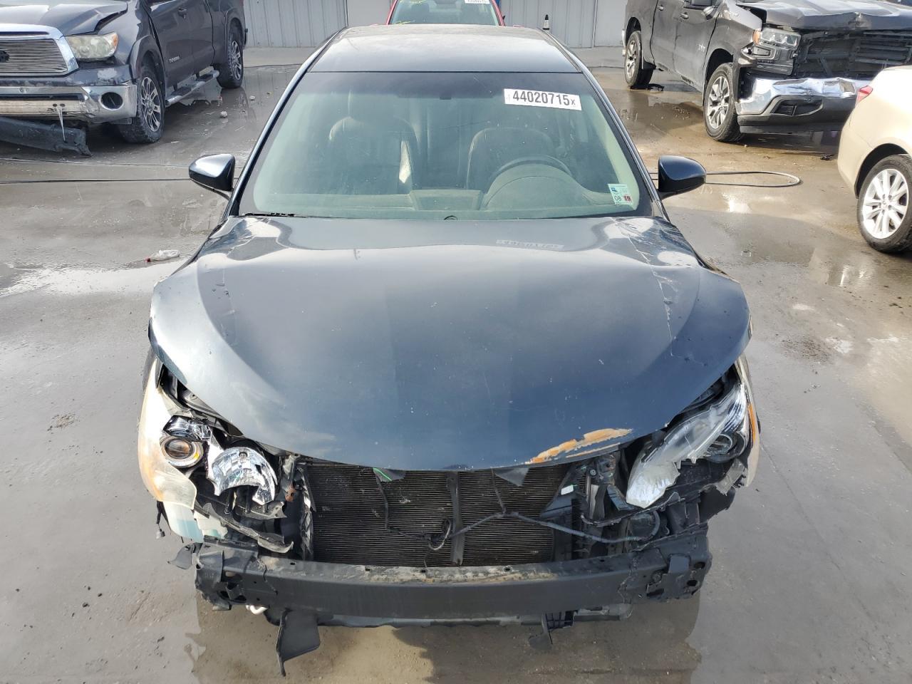 2015 TOYOTA CAMRY LE - Фото 5