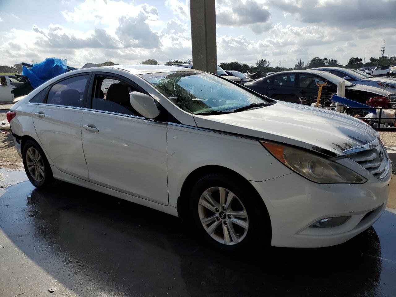 2013 HYUNDAI SONATA GLS - Фото 4