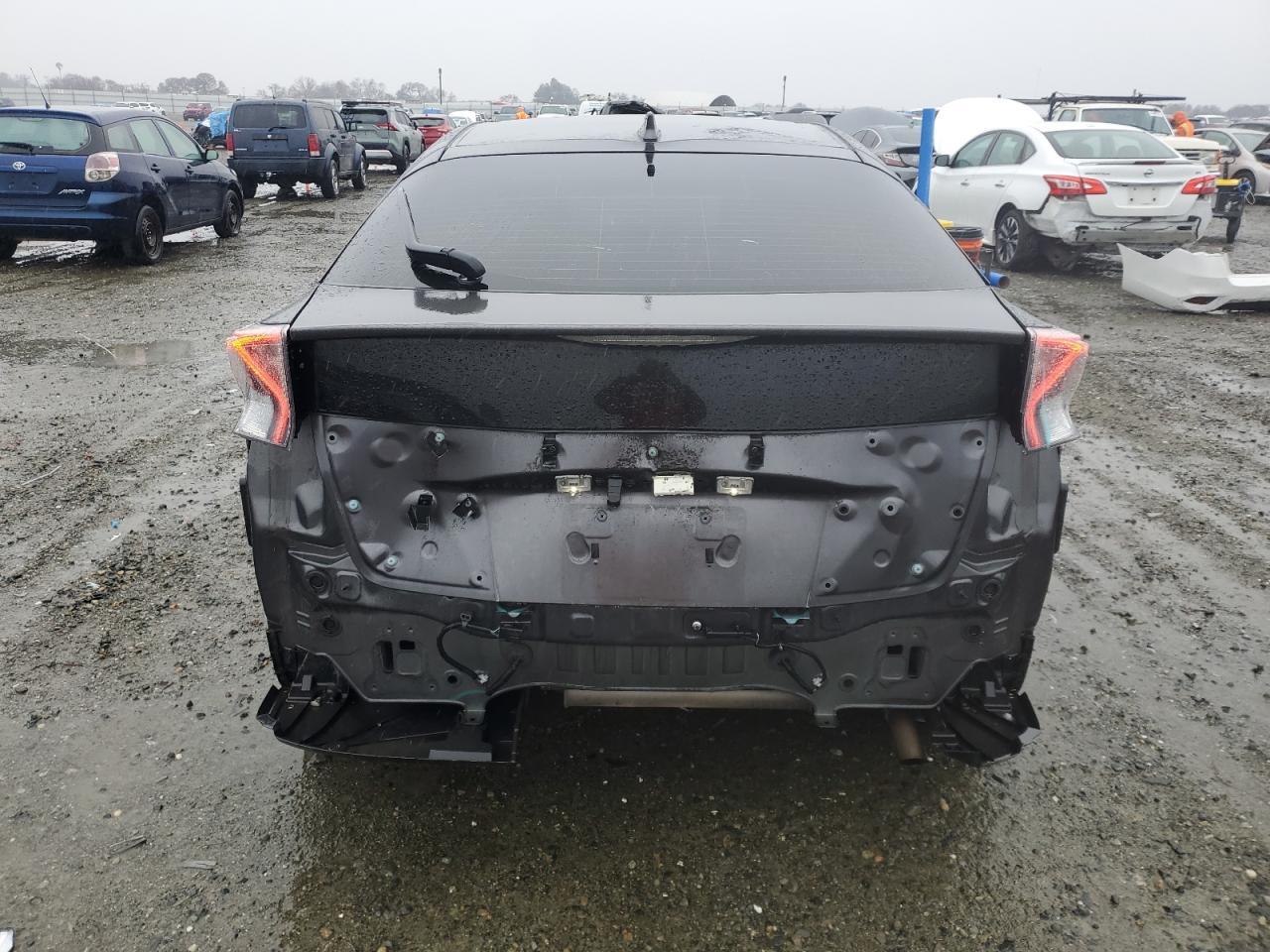 2016 TOYOTA PRIUS - Фото 6