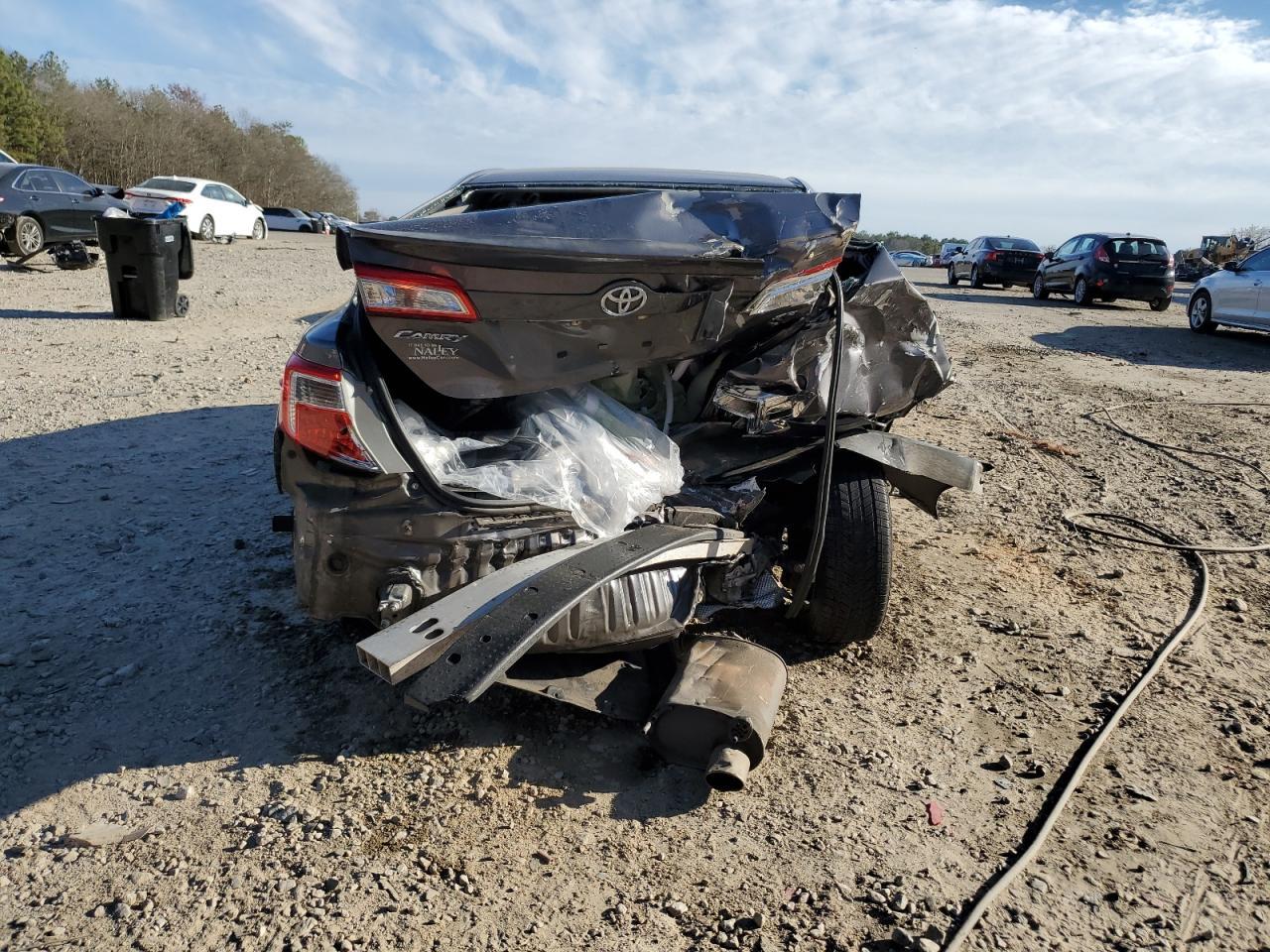 2014 TOYOTA CAMRY L - Фото 6