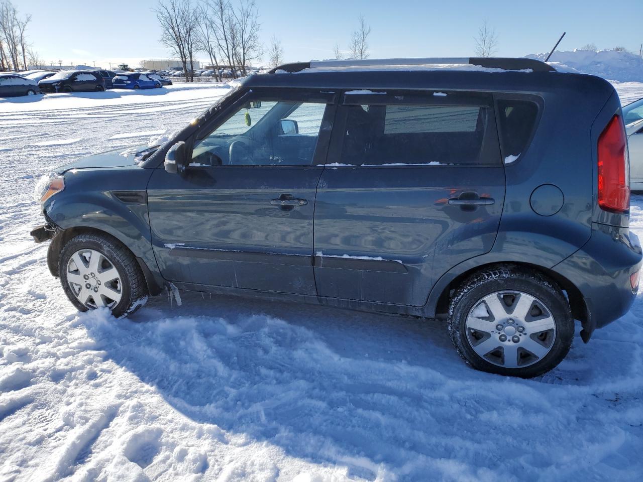 2013 KIA SOUL + - Image 2