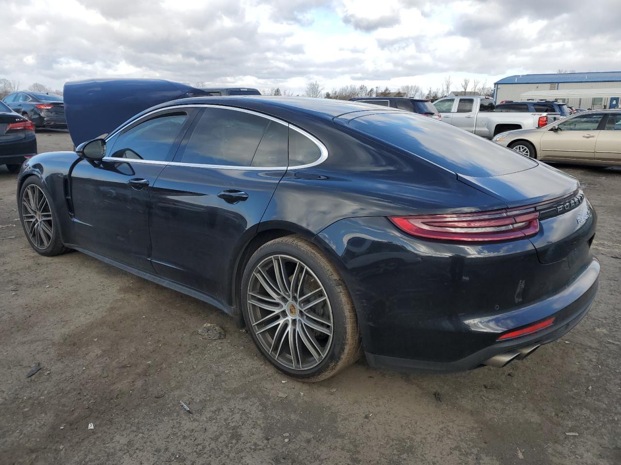 2018 PORSCHE PANAMERA 4 - Фото 2