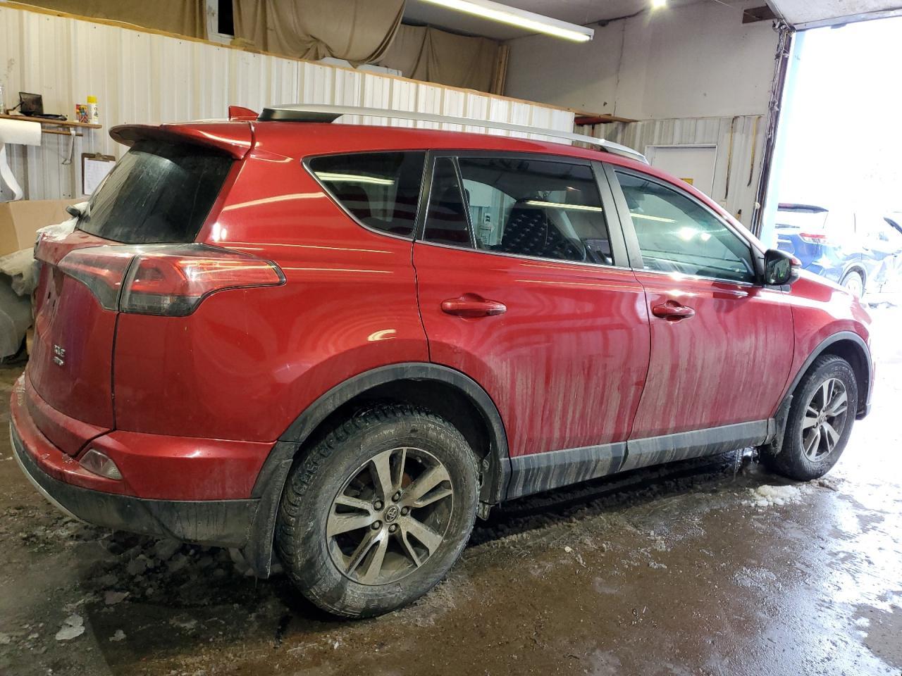 2016 TOYOTA RAV4 XLE - Фото 3