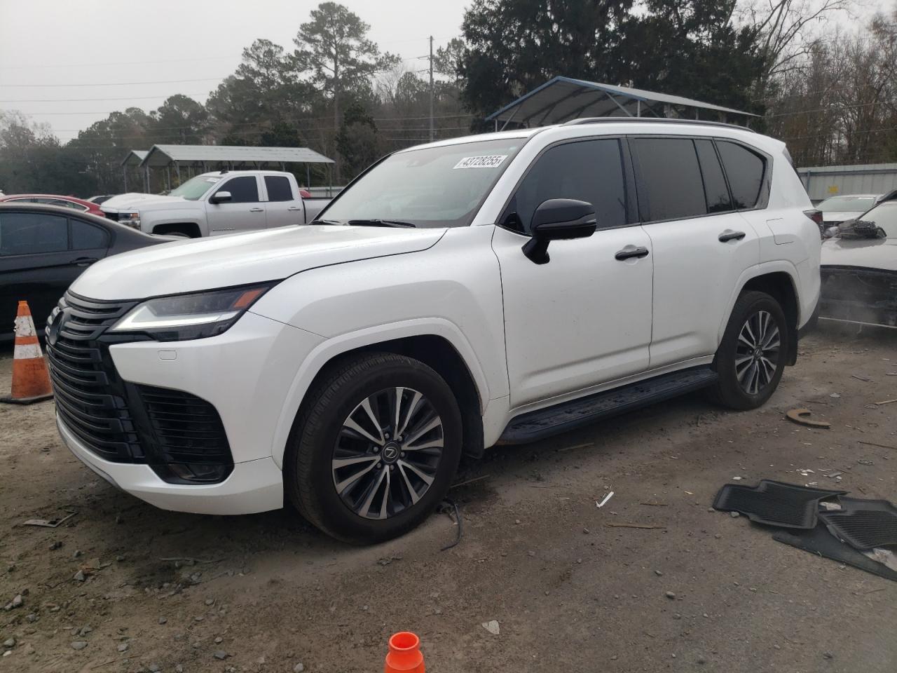2023 LEXUS LX 600 BAS
