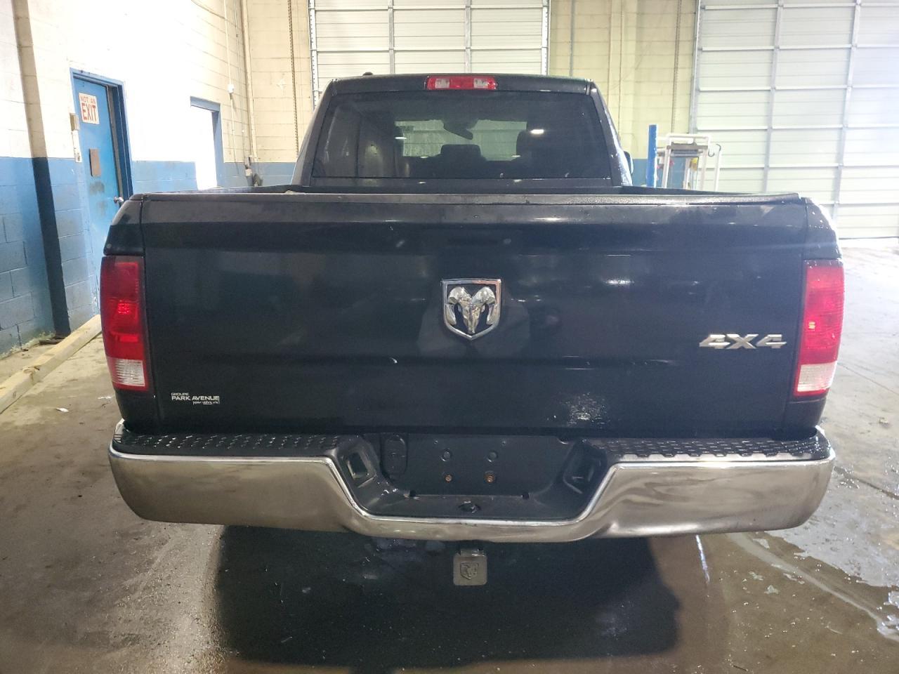 2015 RAM 1500 ST - Image 6