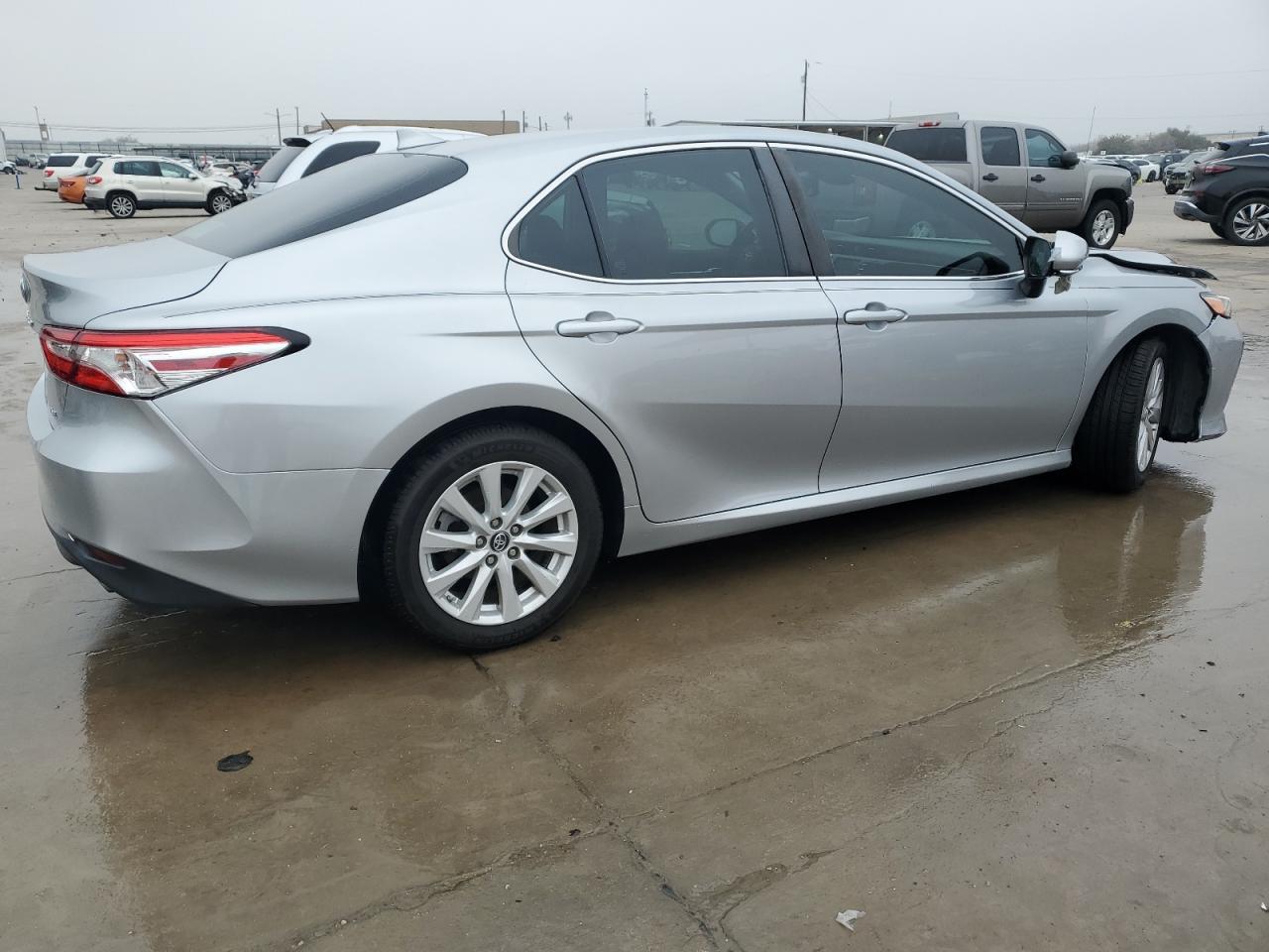 2019 TOYOTA CAMRY L - Image 3