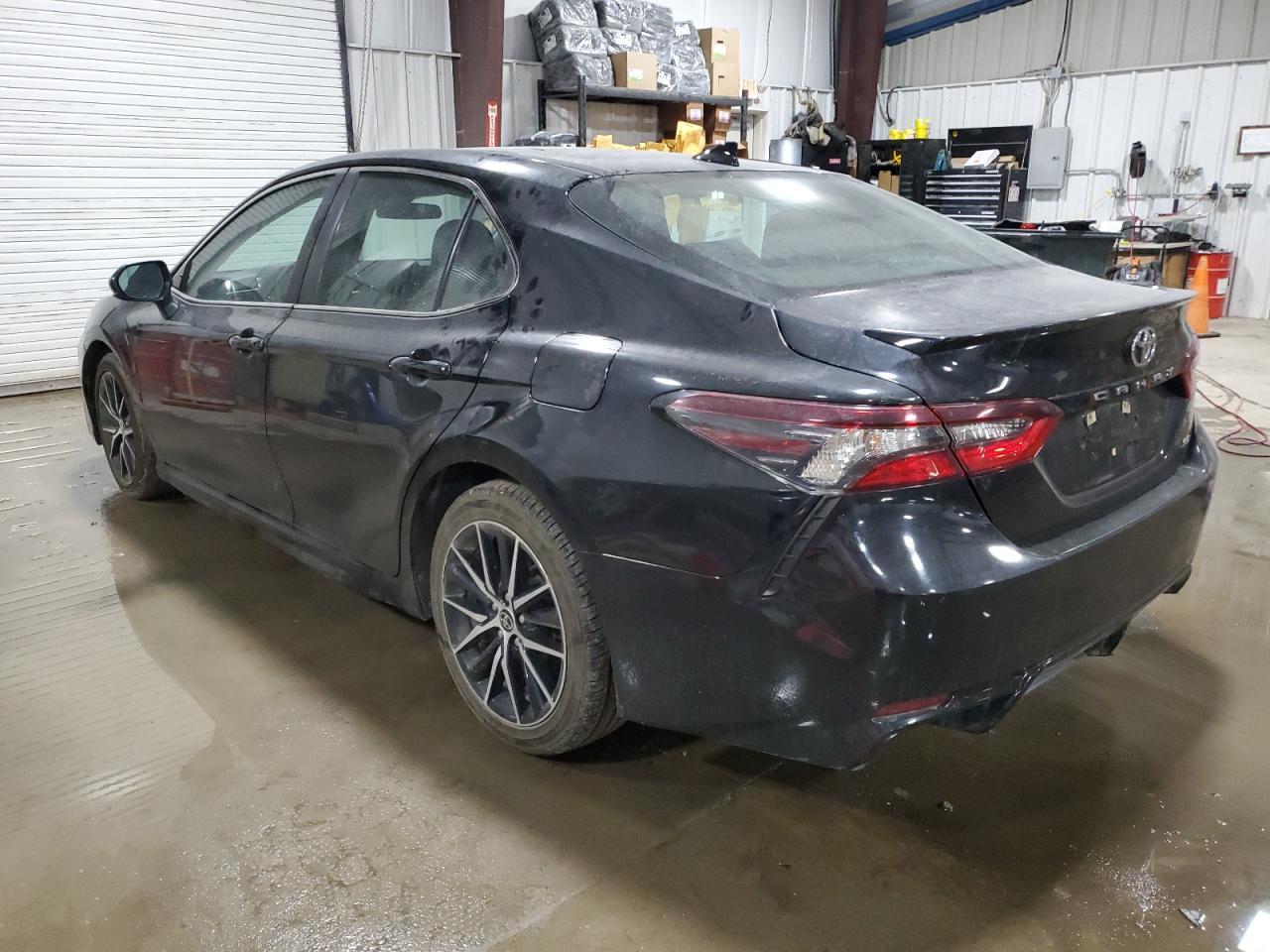 2021 TOYOTA CAMRY SE - Image 2
