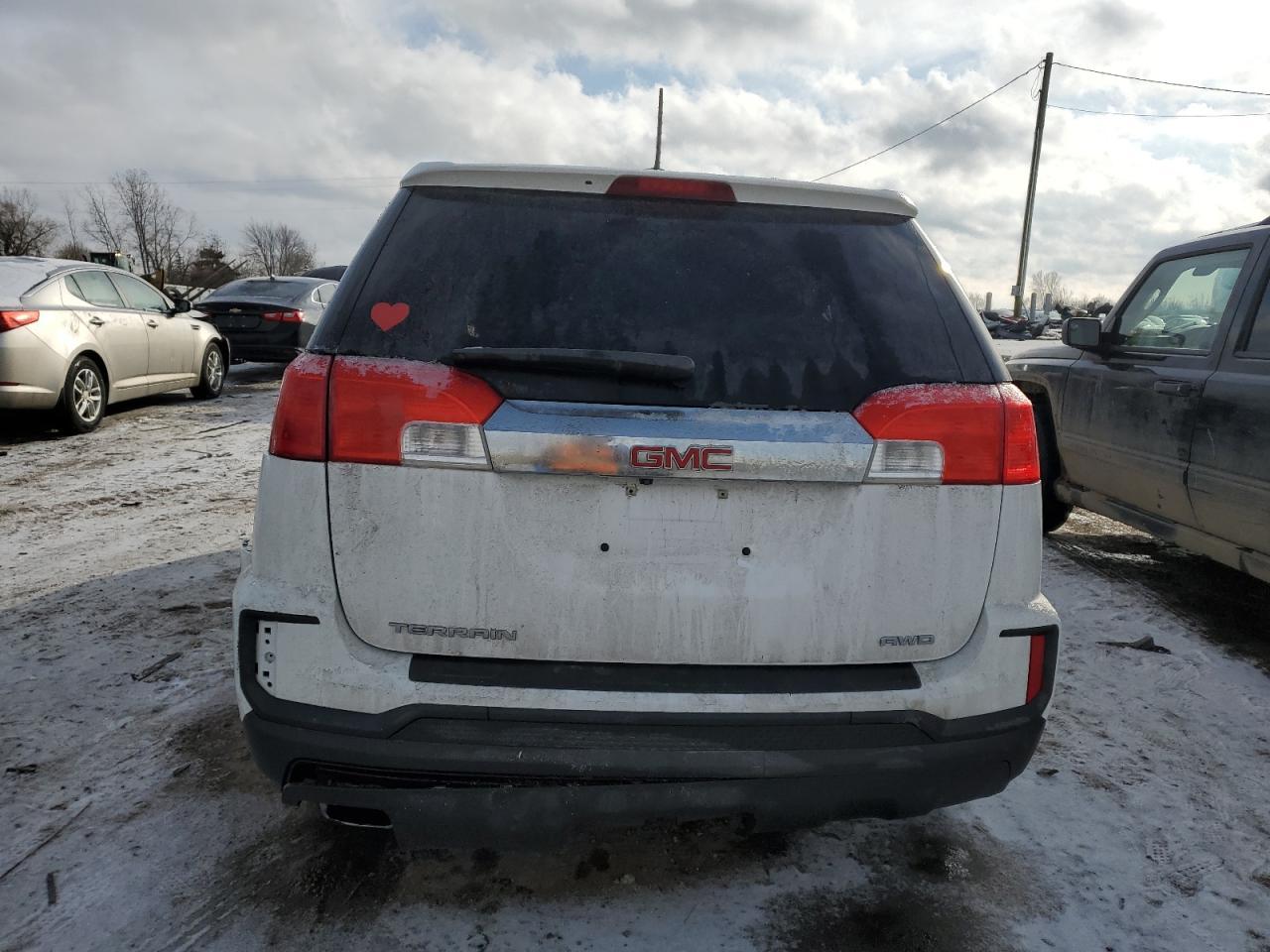 2016 GMC TERRAIN SL - Image 6