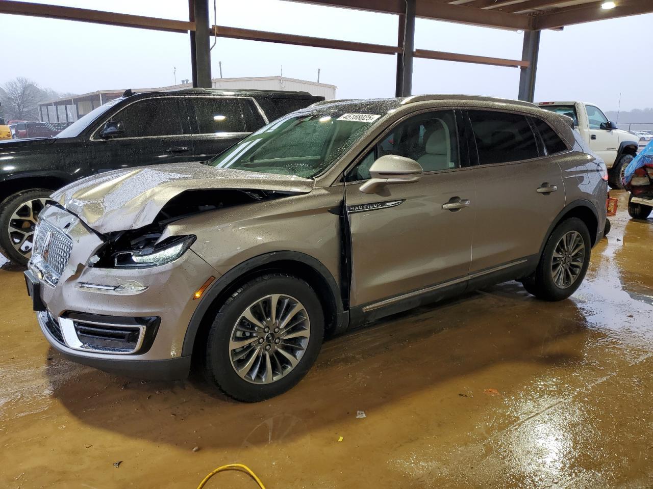 2019 LINCOLN NAUTILUS S
