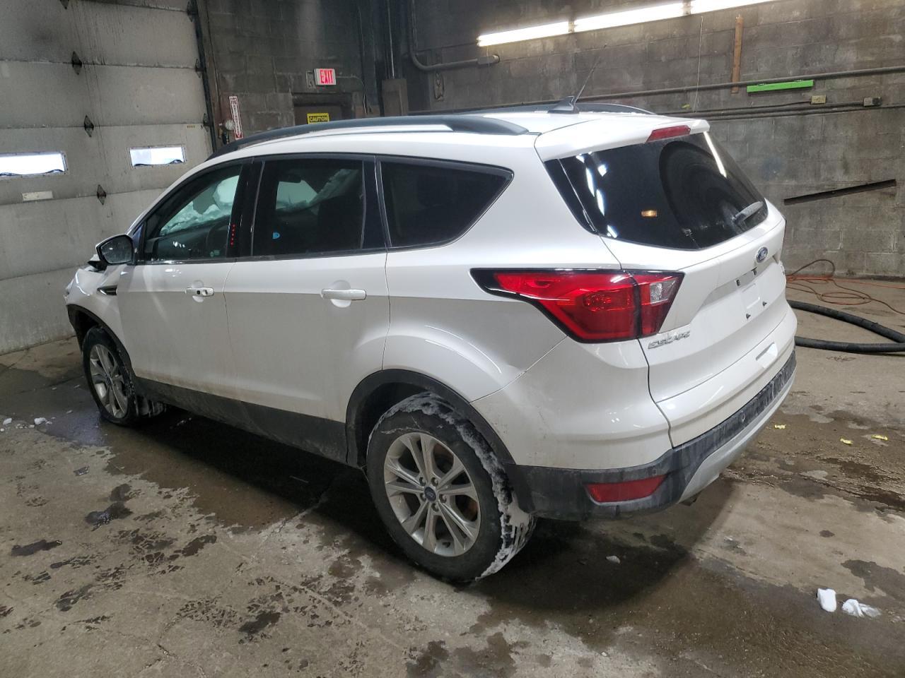 2019 FORD ESCAPE SEL - Image 2