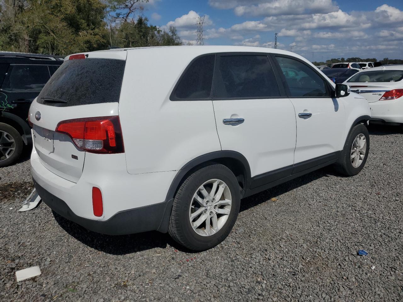 2014 KIA SORENTO LX - Image 3