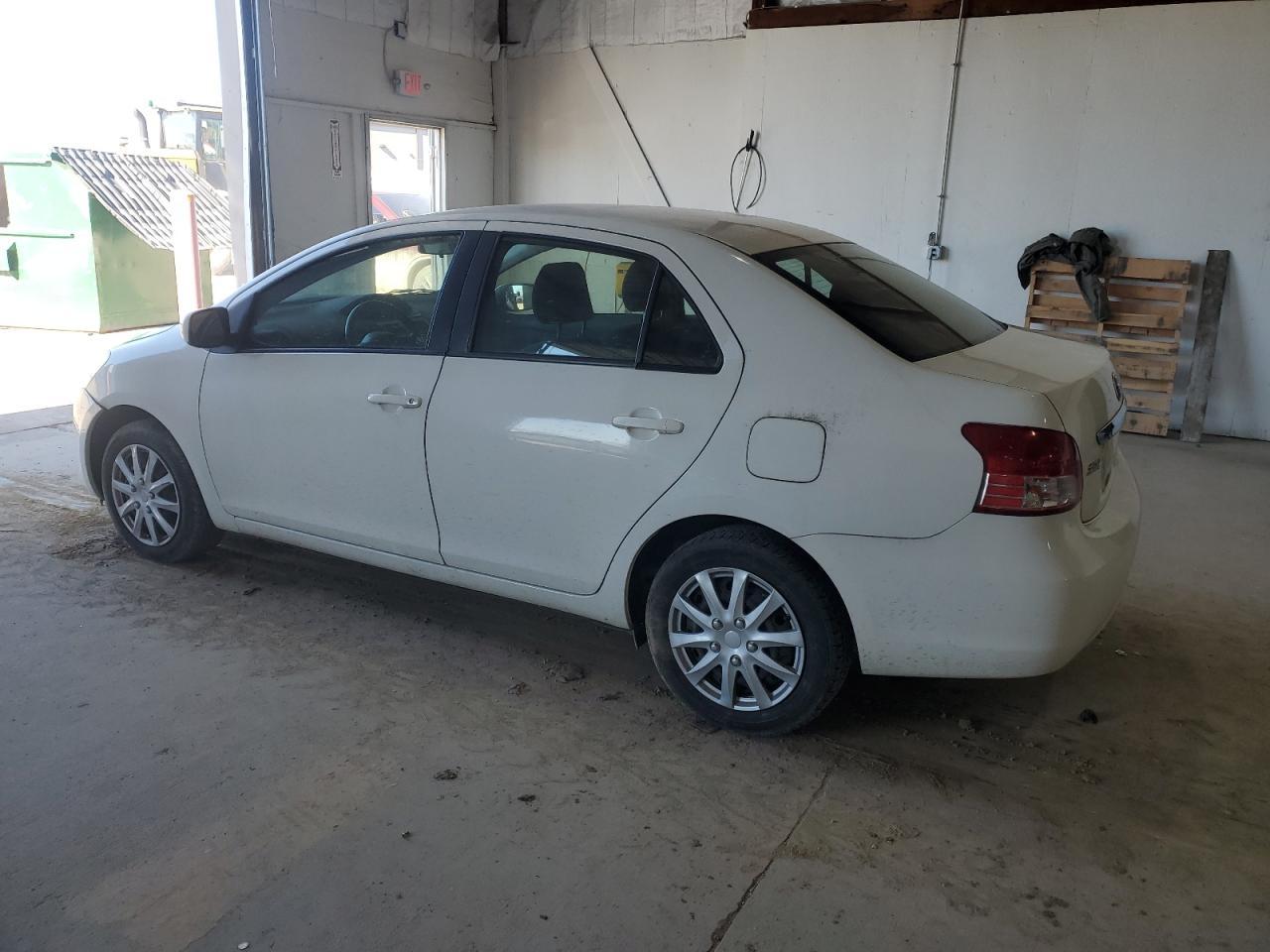 2012 TOYOTA YARIS - Image 2