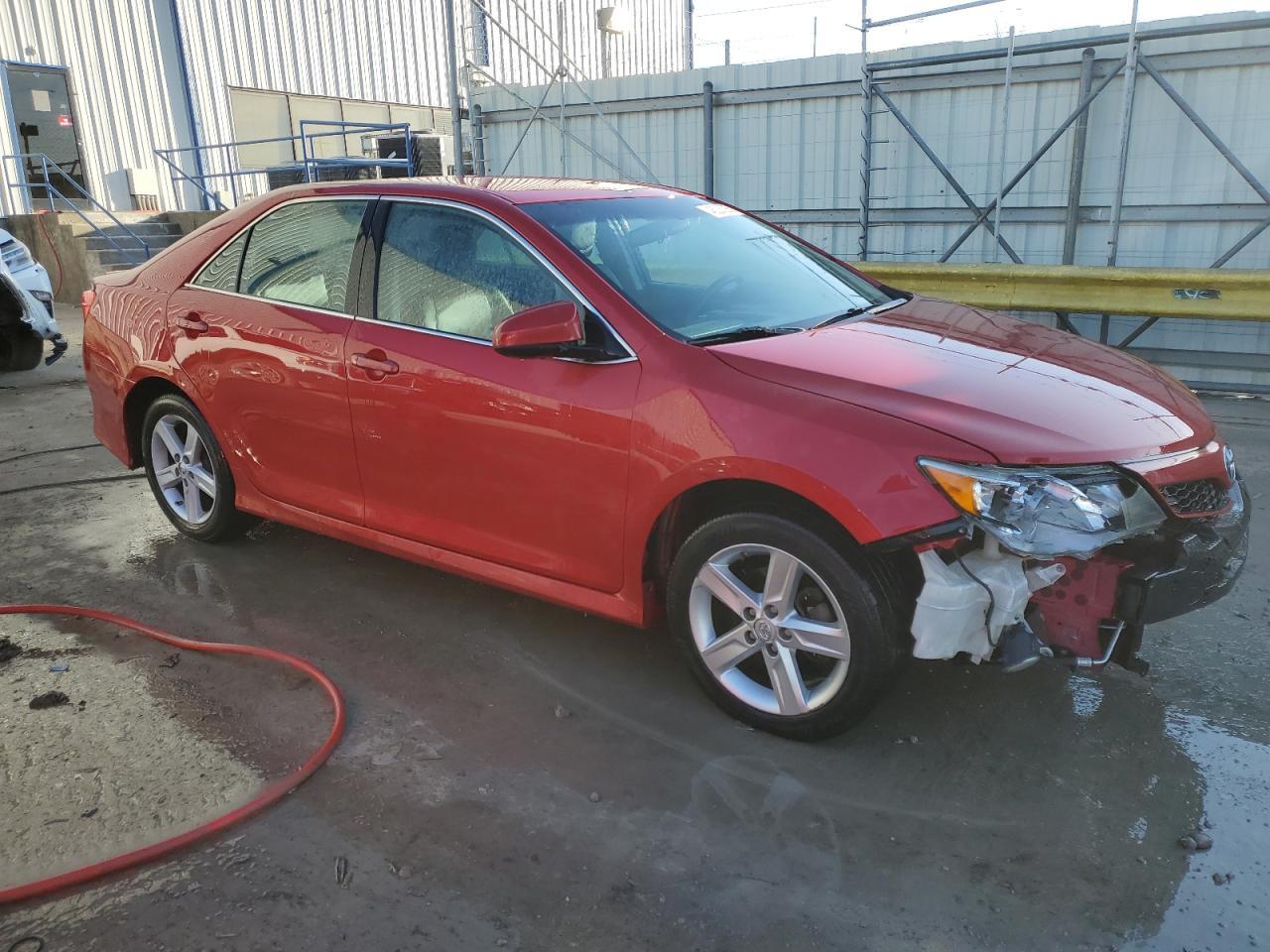 2014 TOYOTA CAMRY L - Image 4
