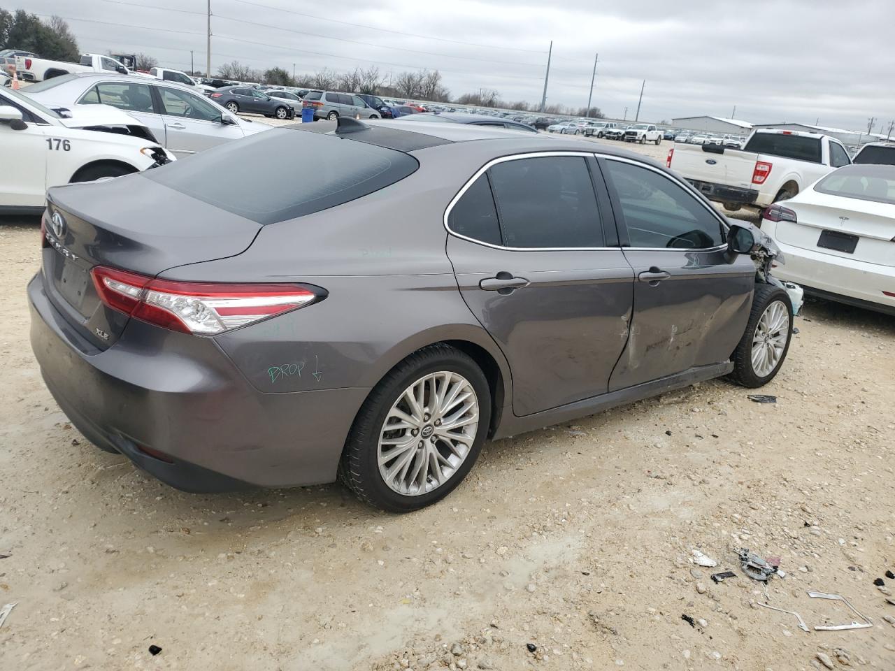 2018 TOYOTA CAMRY XSE - Image 3
