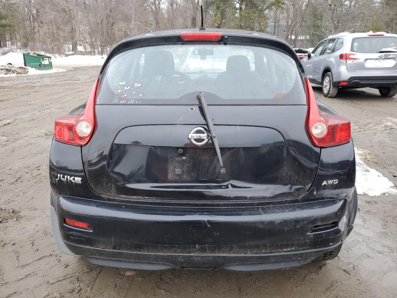 2011 NISSAN JUKE S - Фото 6