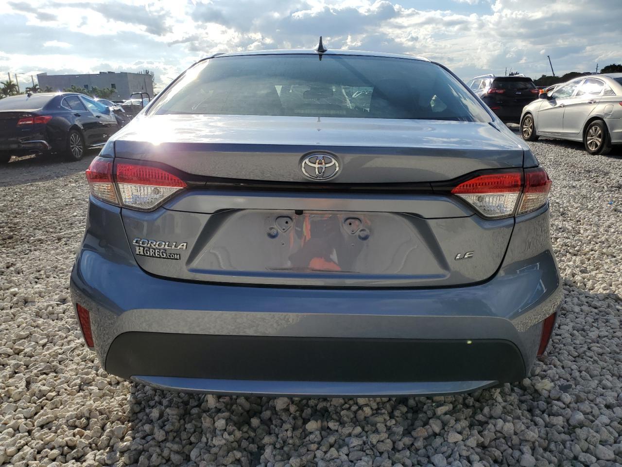 2022 TOYOTA COROLLA LE - Фото 6