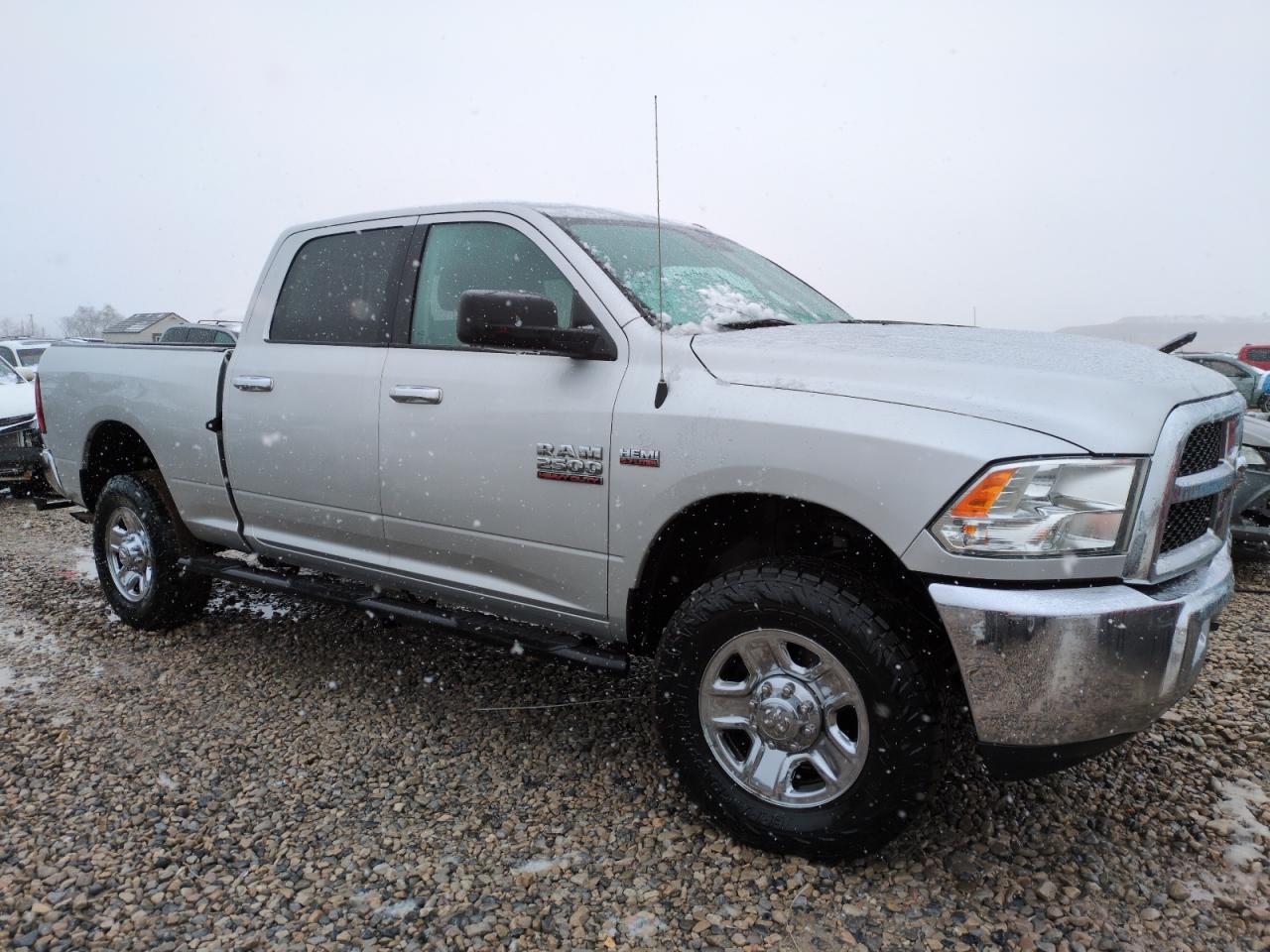 2018 RAM 2500 SLT - Image 4
