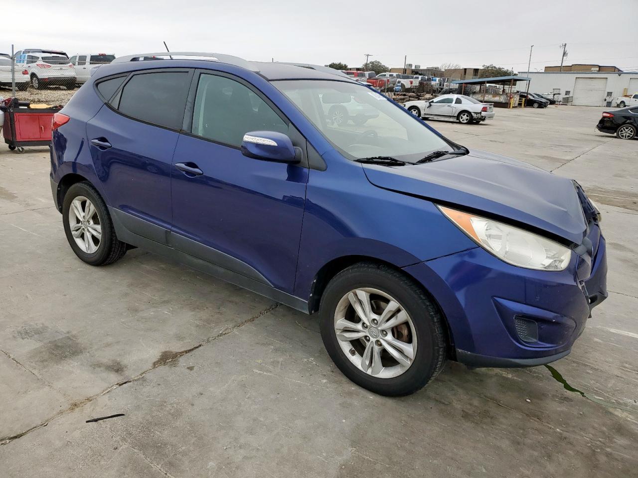 2012 HYUNDAI TUCSON GLS - Image 4