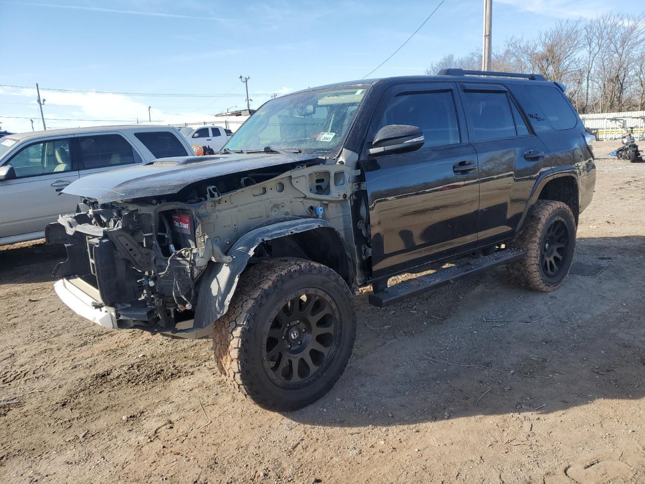 2018 TOYOTA 4RUNNER SR
