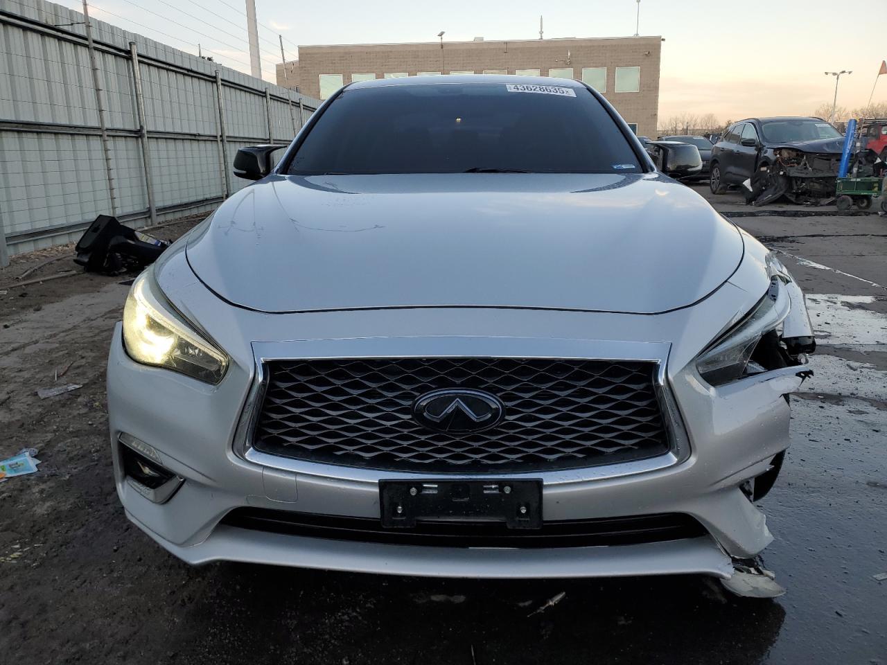 2018 INFINITI Q50 LUXE - Фото 5