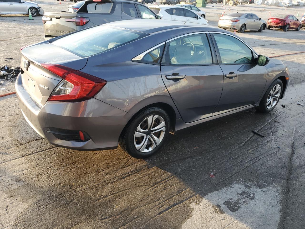 2017 HONDA CIVIC LX - Фото 3