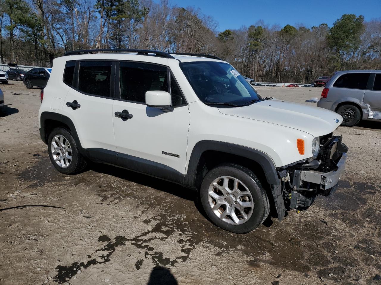 2018 JEEP RENEGADE L - Image 4