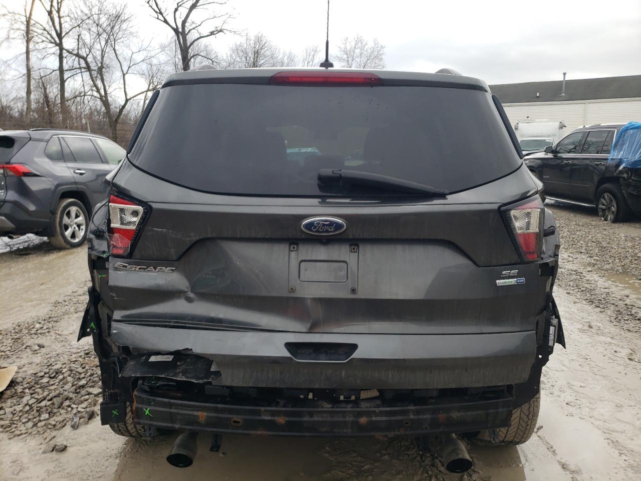 2017 FORD ESCAPE SE - Фото 6