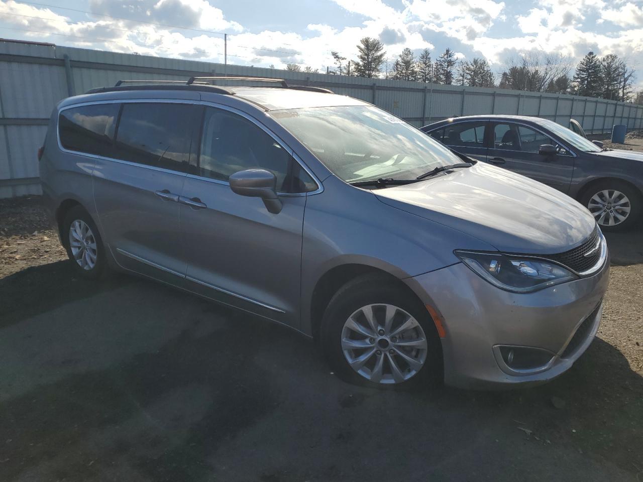 2017 CHRYSLER PACIFICA T - Фото 4