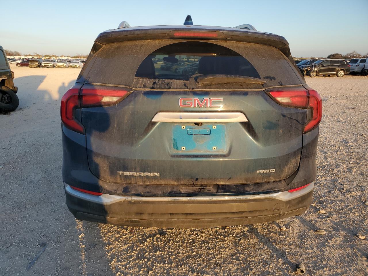2021 GMC TERRAIN SL - Image 6