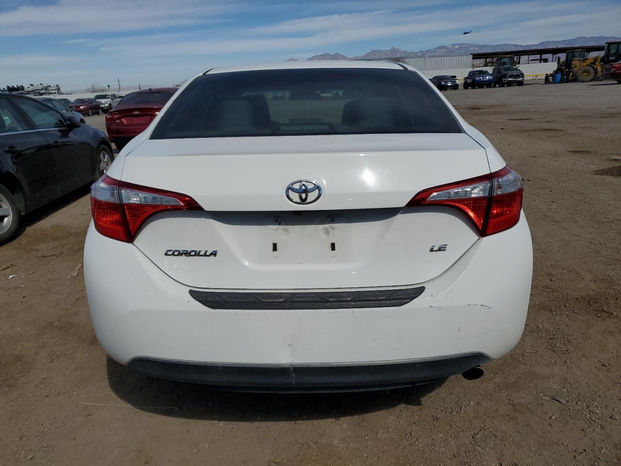 2015 TOYOTA COROLLA L - Image 6