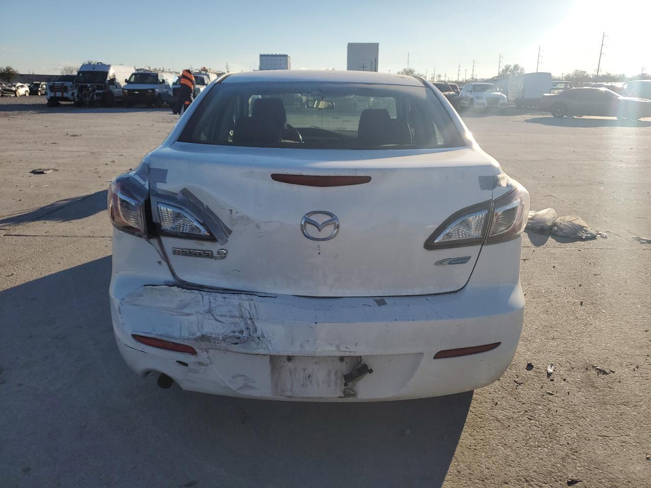 2013 MAZDA 3 I - Фото 6