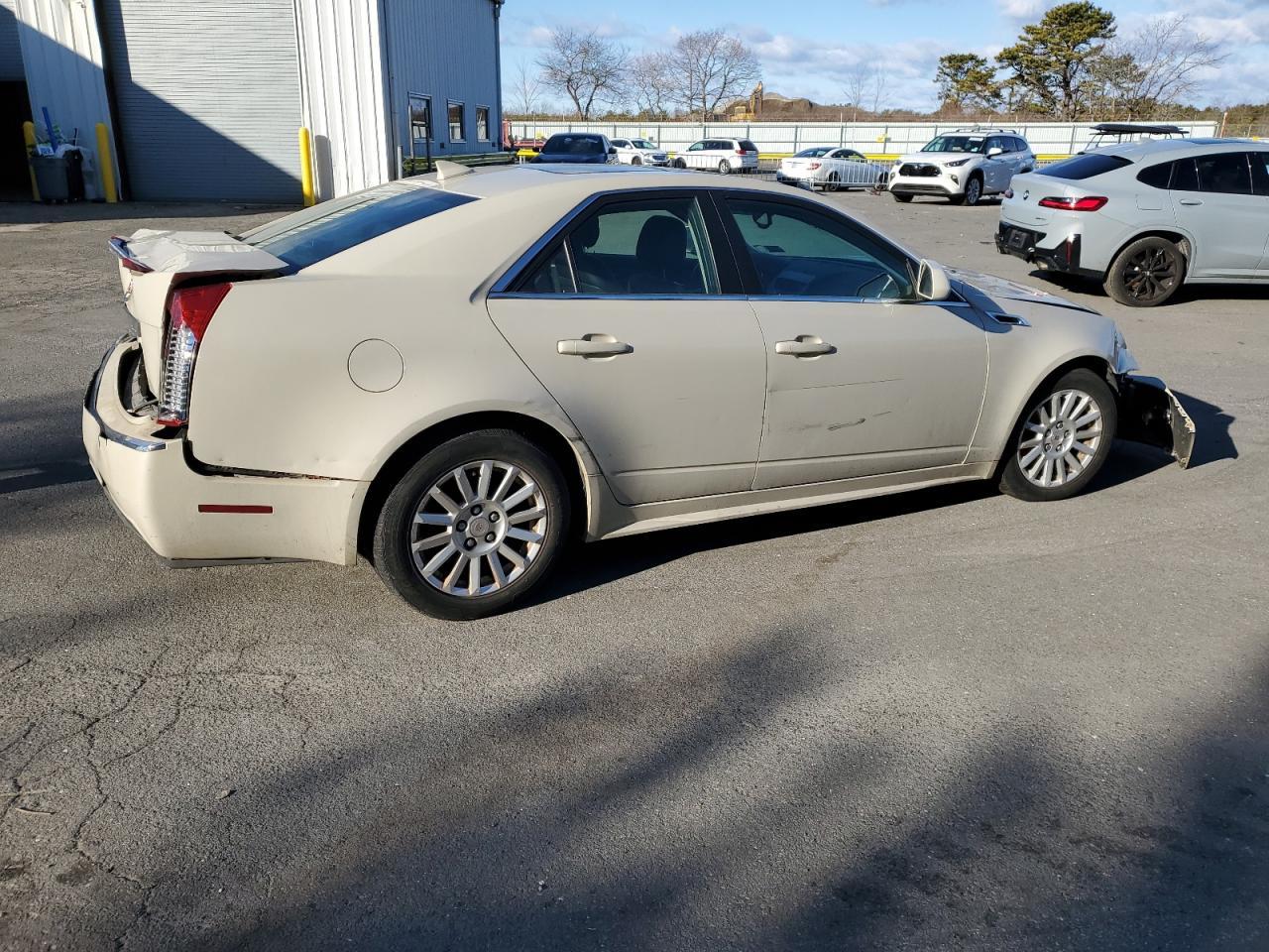 2011 CADILLAC CTS - Image 3
