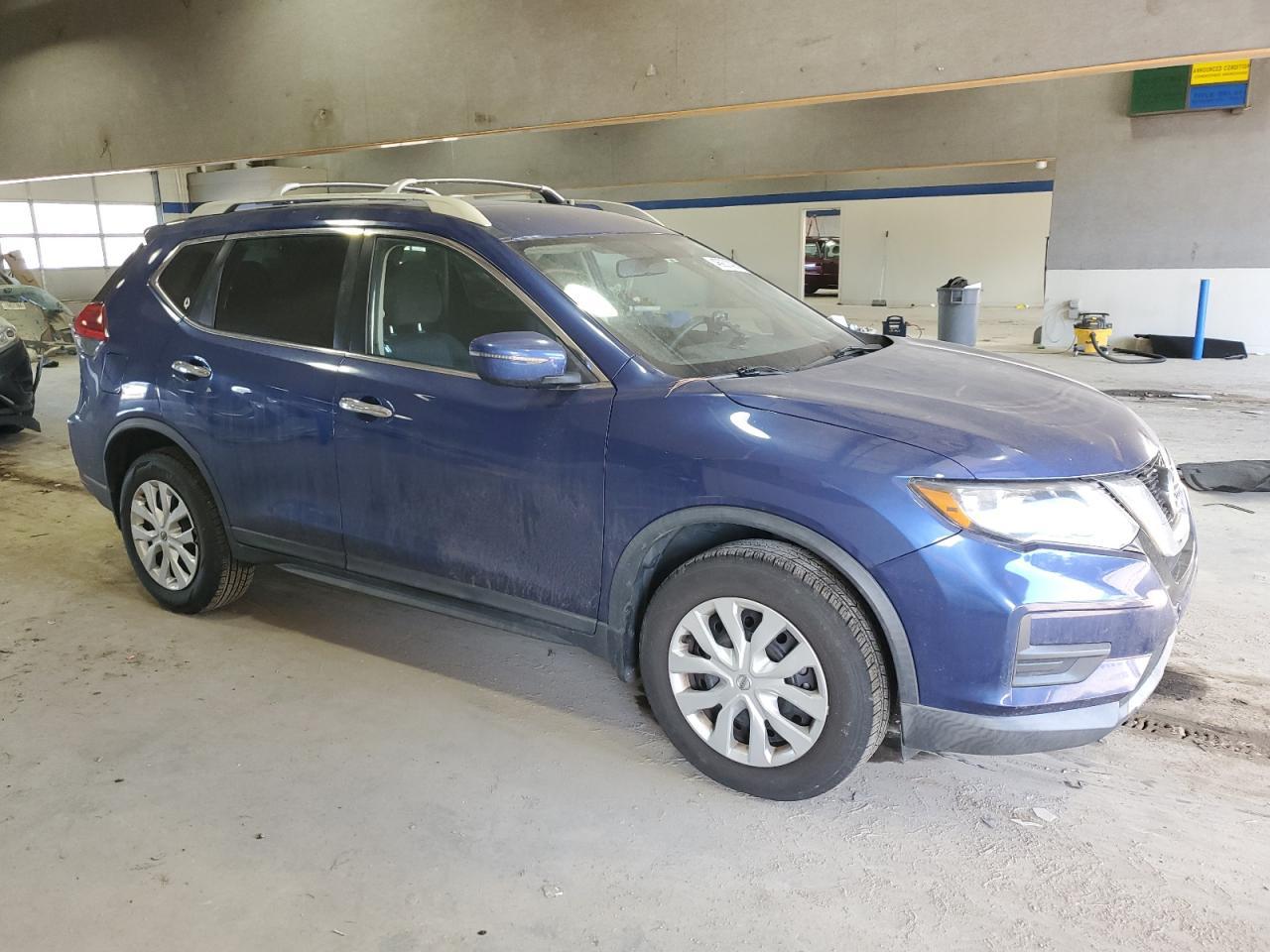 2017 NISSAN ROGUE S - Фото 4