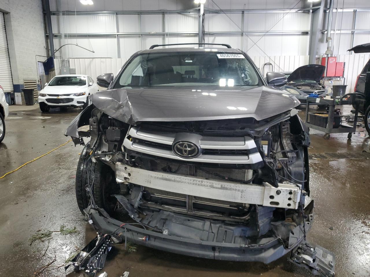 2019 TOYOTA HIGHLANDER - Image 5