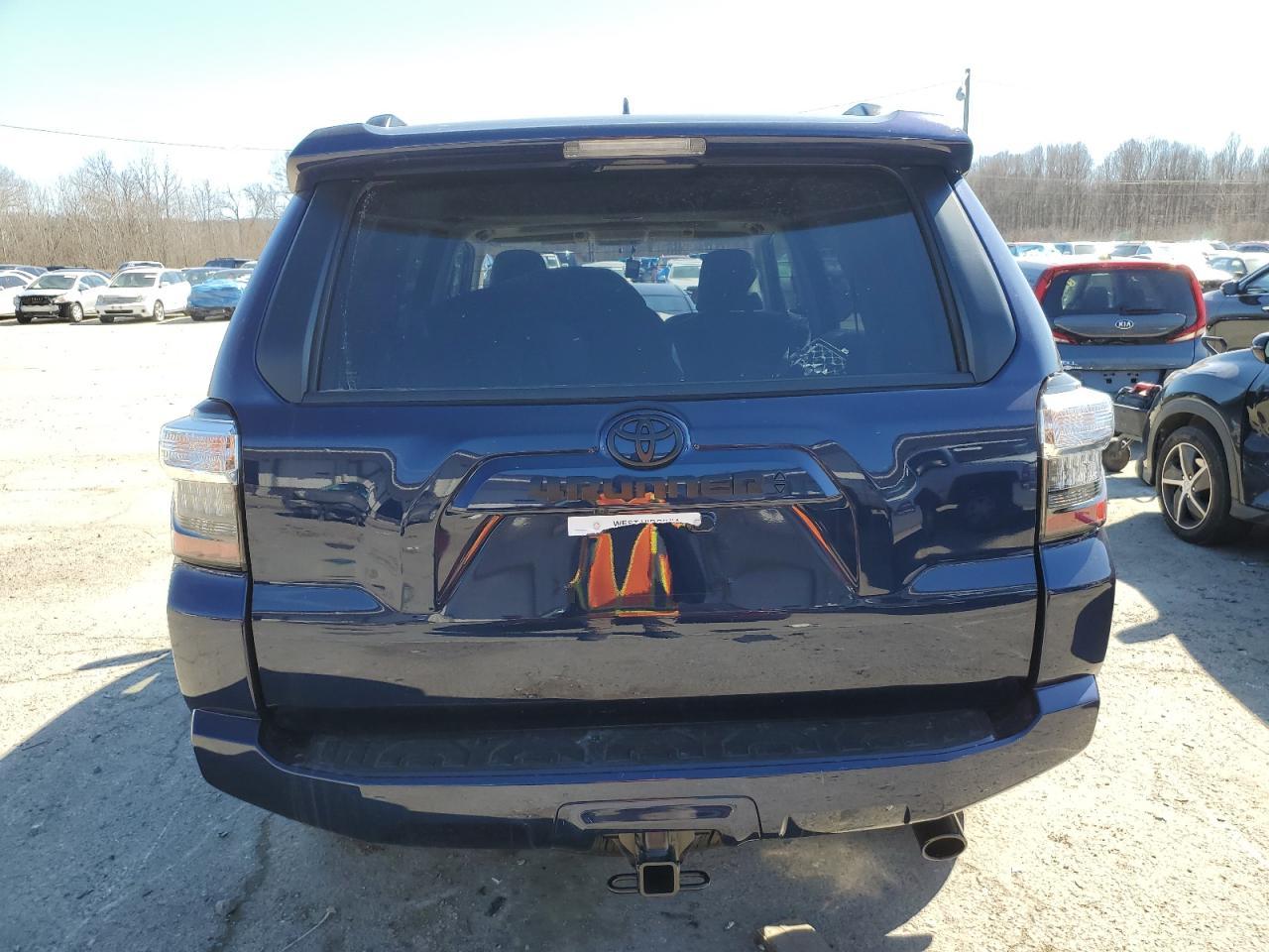 2024 TOYOTA 4RUNNER SR - Image 6