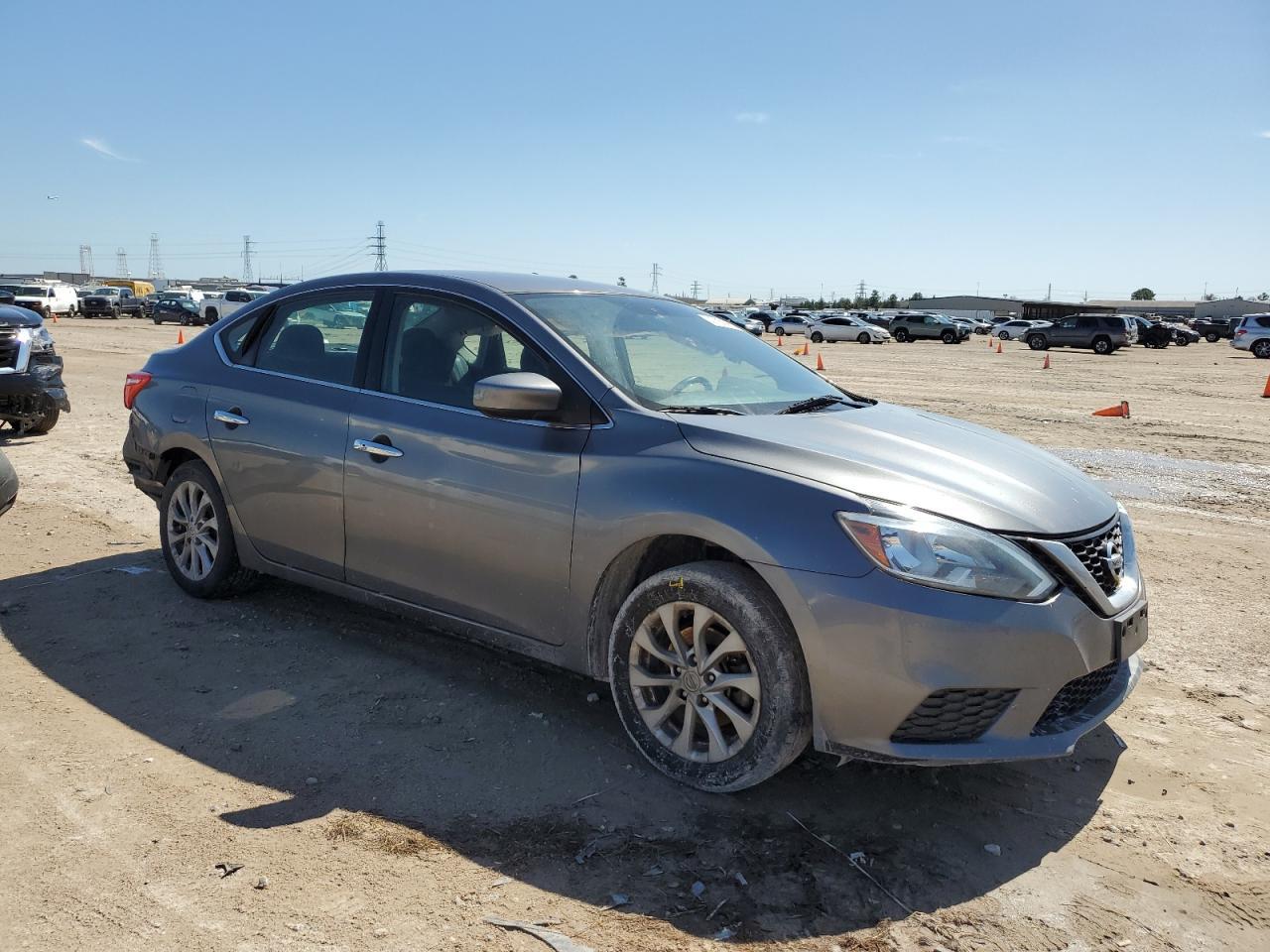 2018 NISSAN SENTRA S - Фото 4